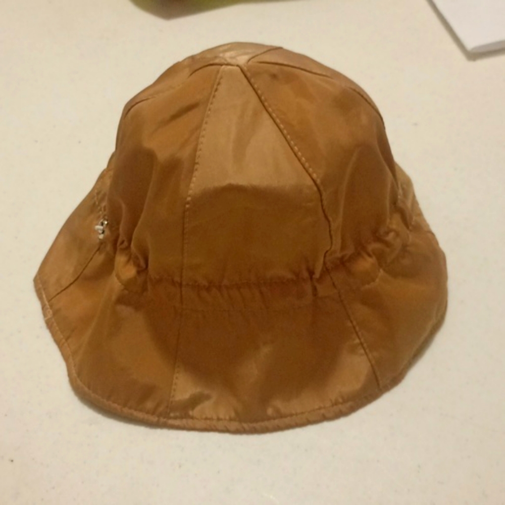 NWOT☀️💦Foldable Packable Sun Rain Waterproof Tan Khaki Bucket Beach Hat